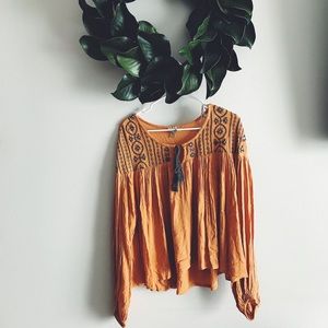 ✨BKE long sleeve boho tunic✨